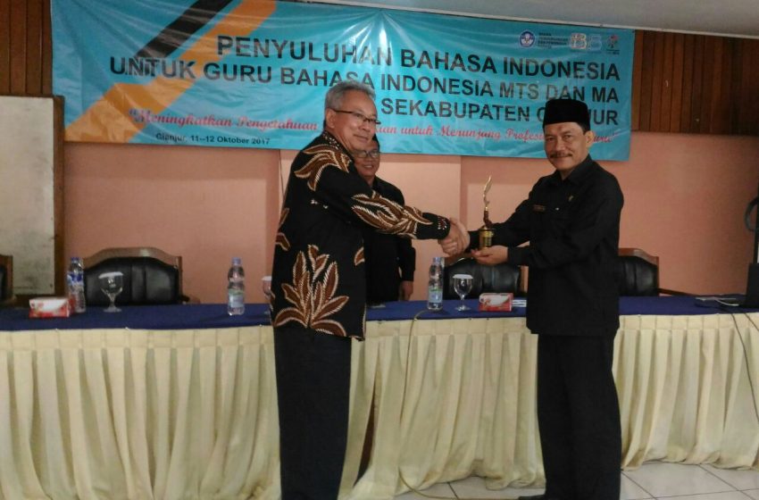  Penyuluhan Bahasa Indonesia kepada Guru MTs & MA  di Kabupaten Cianjur