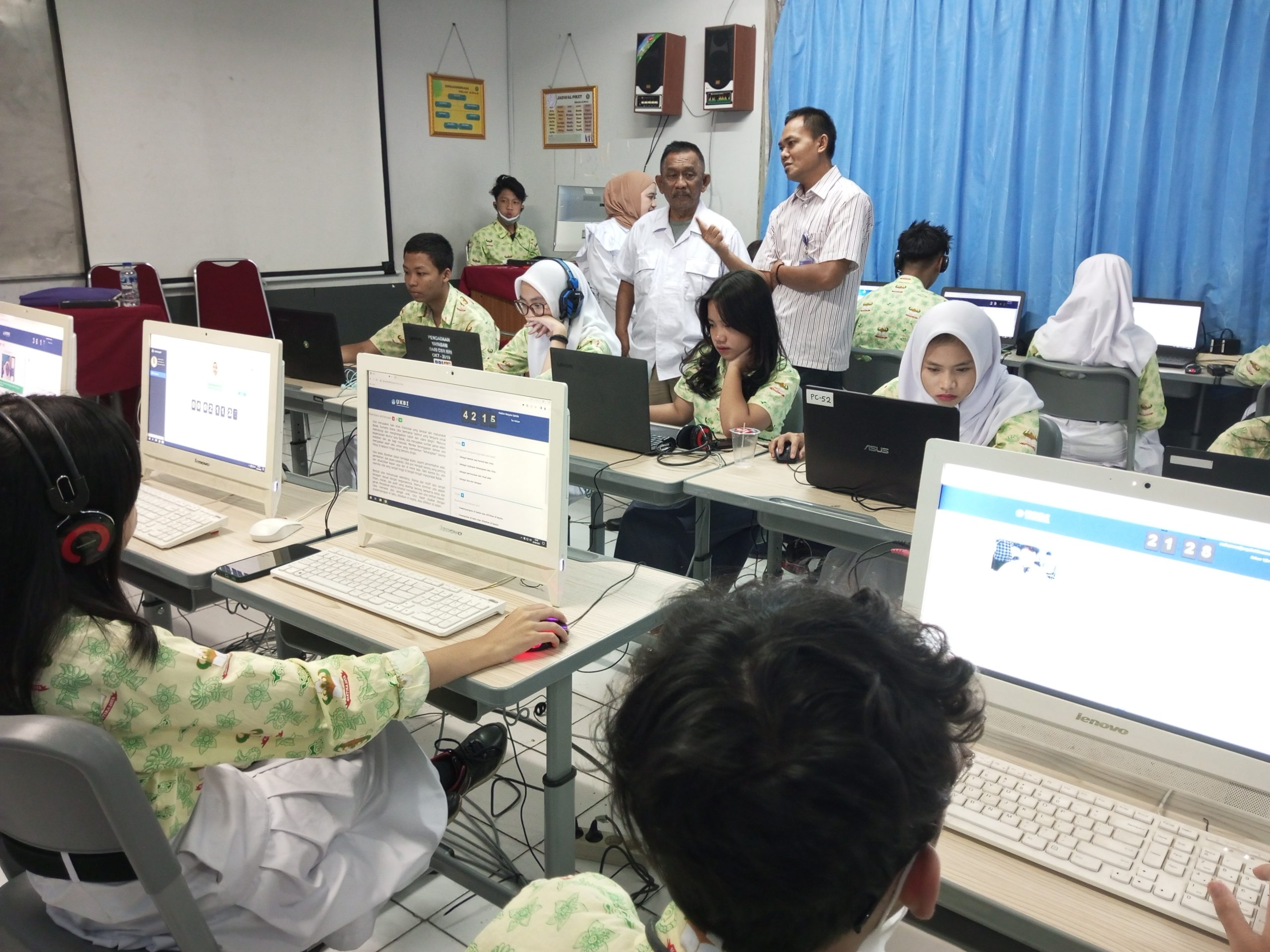 Pelaksanaan UKBI Adaptif Merdeka Pelajar di SMA Kartika XIX-2 Bandung