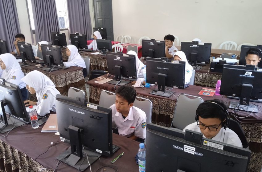  Pelaksanaan UKBI Adaptif Merdeka Pelajar di SMPN 2 Cianjur dan SMPN 1 Karawang Timur